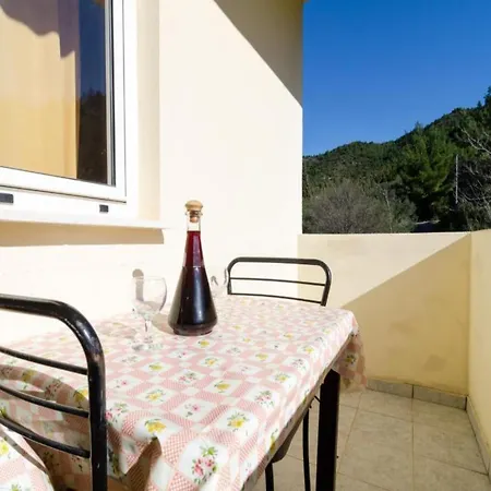 Dalmatin Uljana * Žuljana