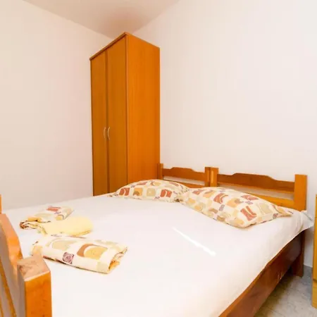Dalmatin Uljana Apartment